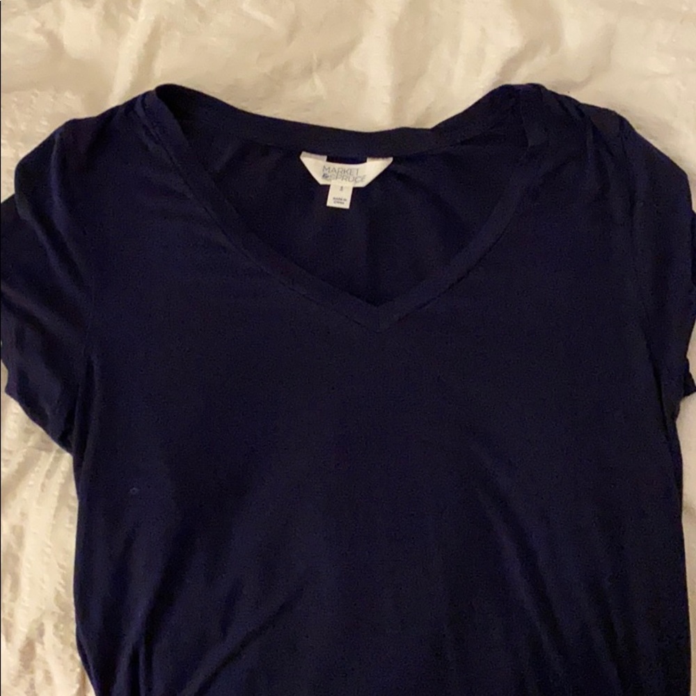 🌟3/$15 Navy v-neck